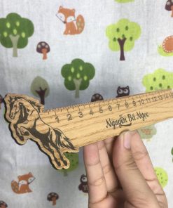 GIÁ CỰC RẺ] - Thước gỗ học sinh khắc tên theo yêu cầu - Hình con ngựa khỏe khoắn - Free khắc tên