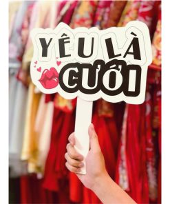 In Hashtag Cầm Tay Team Cô Dâu, Team Chú Rể