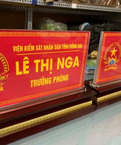 [Xưởng In] Biển Chức Danh Đế Gỗ Cho Hội Nghị
